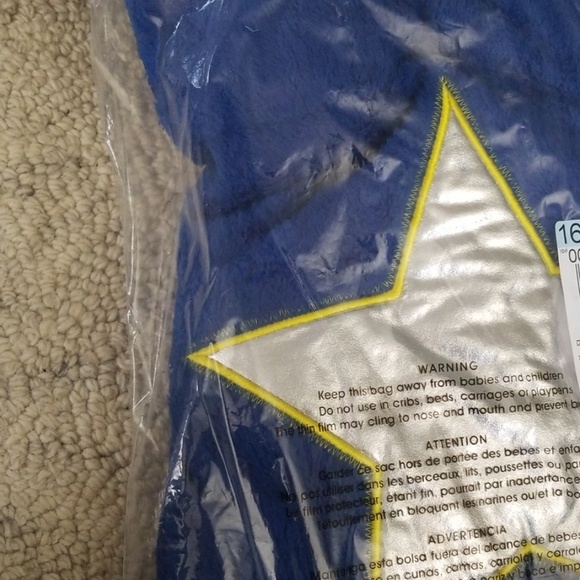 2t Space ship blanket with pajamas - Picture 2 of 3